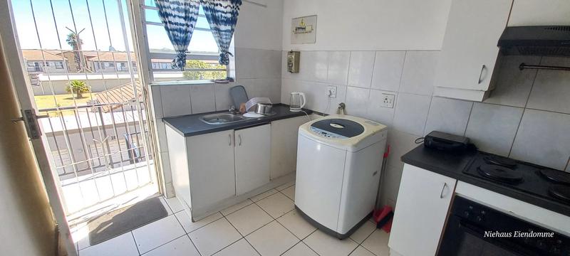 2 Bedroom Property for Sale in Guldenland Western Cape